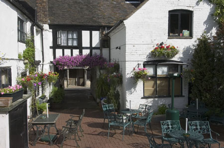talbot_inn_courtyard1